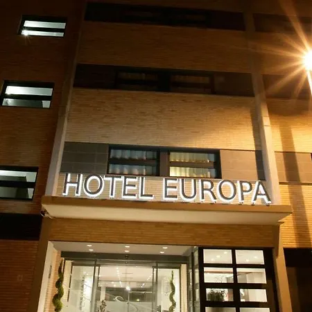 ホテル Europa 4*